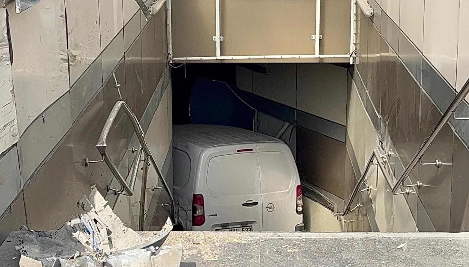 lastigi patladi alt gecide daldi DlmUsJjS