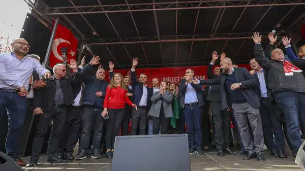 chpnin bruksel mitinginde avrupali sosyal demokrat liderlerden destek mesajlari demokrasiyi savunanlari savunun wDI4ZYZb.jpg