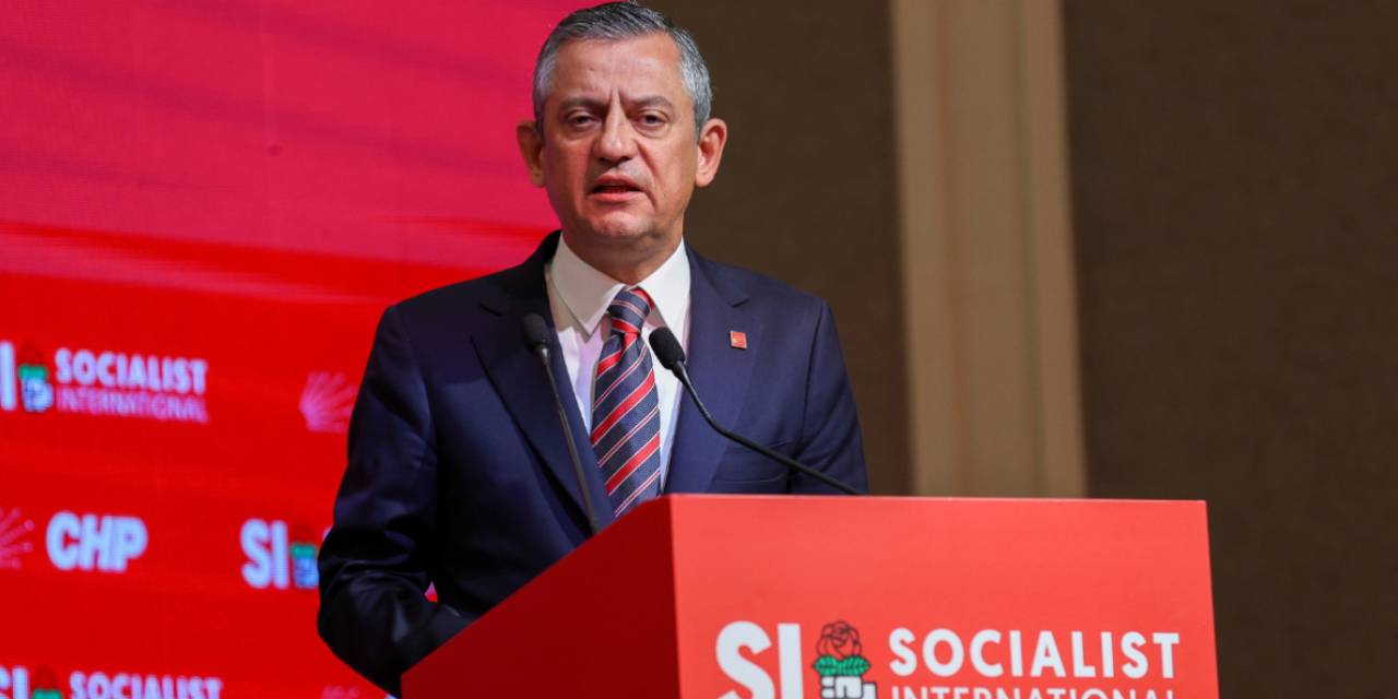 Özgür Özel Erdal Eren’i andı: Son bakışını unutmadık