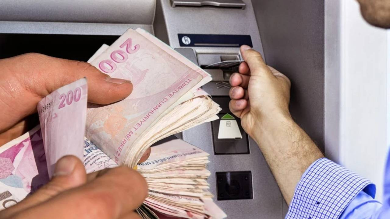 Emekli maaş farkı ödemesi yarın yapılacak: Bayram ikramiyesi ve vatandaşlık maaşı ne kadar olacak?