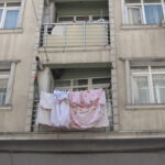 İstanbul’da Korkunç Kaza: 4 Yaşındaki Çocuk Pencereden Düşerek Ağır Yaralandı