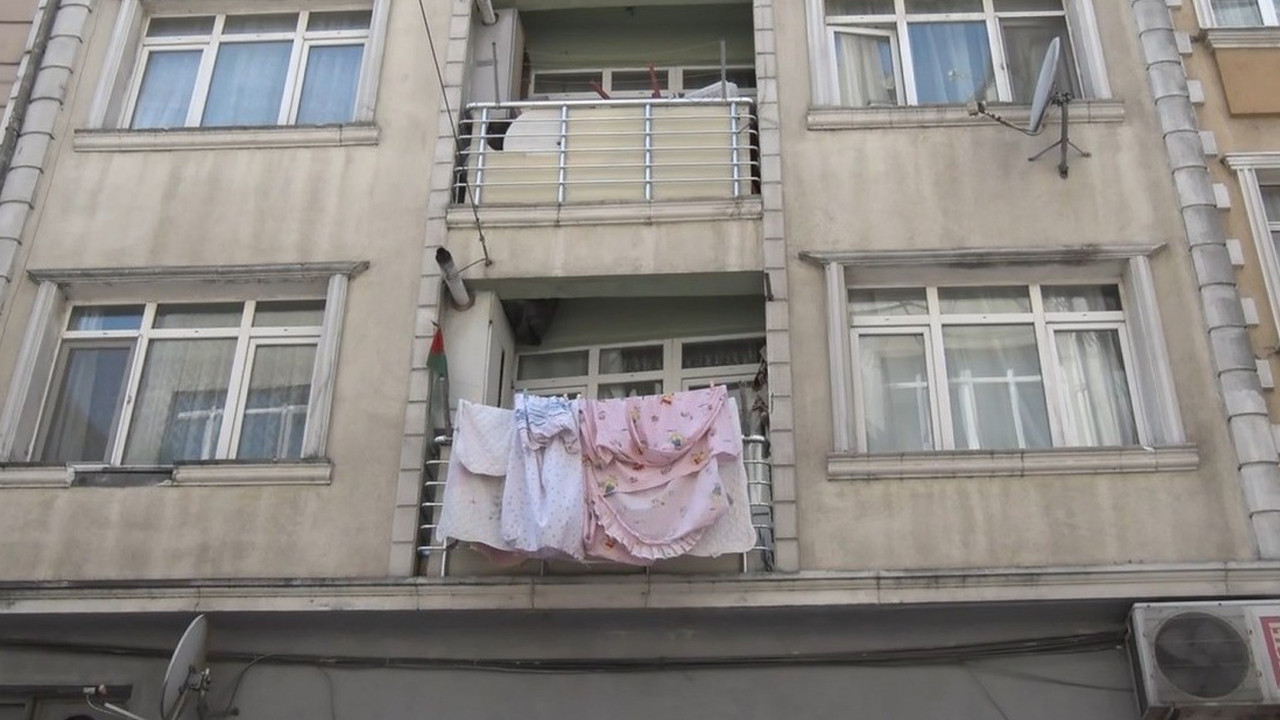 İstanbul’da Korkunç Kaza: 4 Yaşındaki Çocuk Pencereden Düşerek Ağır Yaralandı