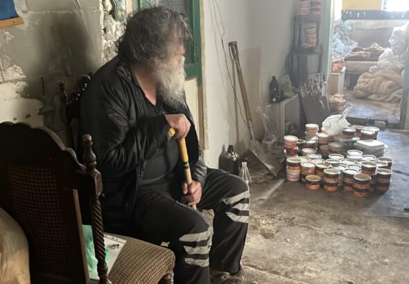 kotu-koku-ihbarinin-altindan-dram-cikti-gebzedeki-evde-soke-eden-tablo-LGfEZ2gH